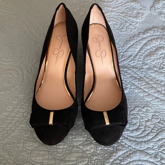 Jessica Simpson - Picture 2 of 8